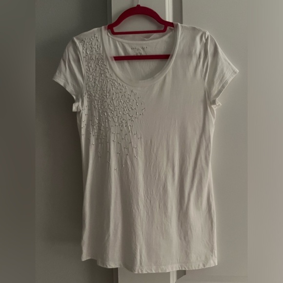Ann Taylor White Tee Shirt with bling - Picture 2 of 5